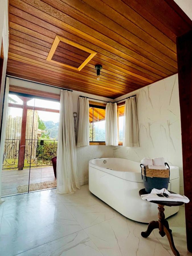 Pousada Villa Monte Verde มงชิแวร์จิ ภายนอก รูปภาพ