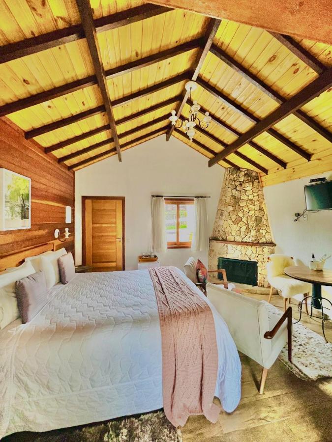 Pousada Villa Monte Verde มงชิแวร์จิ ภายนอก รูปภาพ